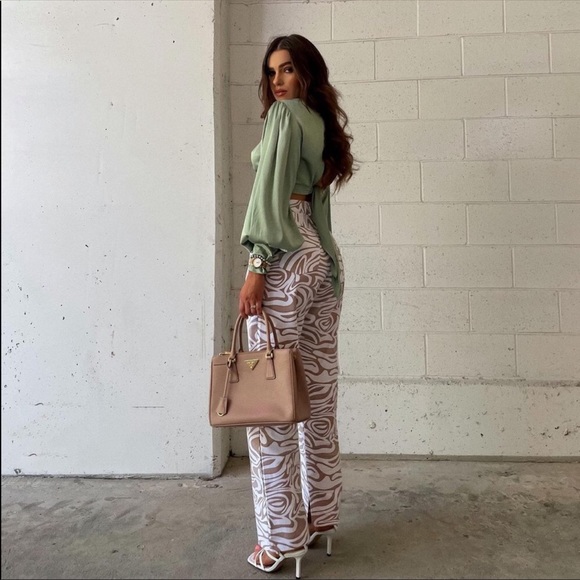 ZARA Strappy White Square Toe Heel Sandals Size 39 (US 8) - Picture 7 of 16